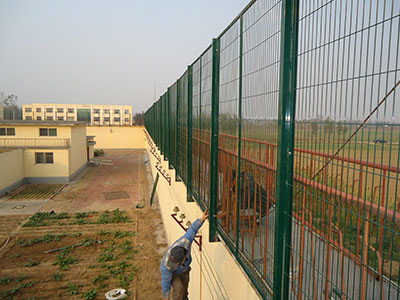 监狱隔离网 - 安平县万基筛网有限公司图片2