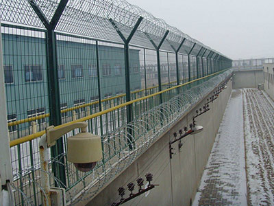 监狱隔离网 - 安平县万基筛网有限公司图片4
