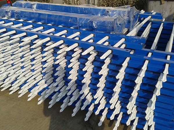 小区围墙围栏 - 安平县万基筛网有限公司图片3