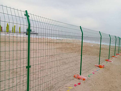 双夹隔离网 - 安平县万基筛网有限公司图片2